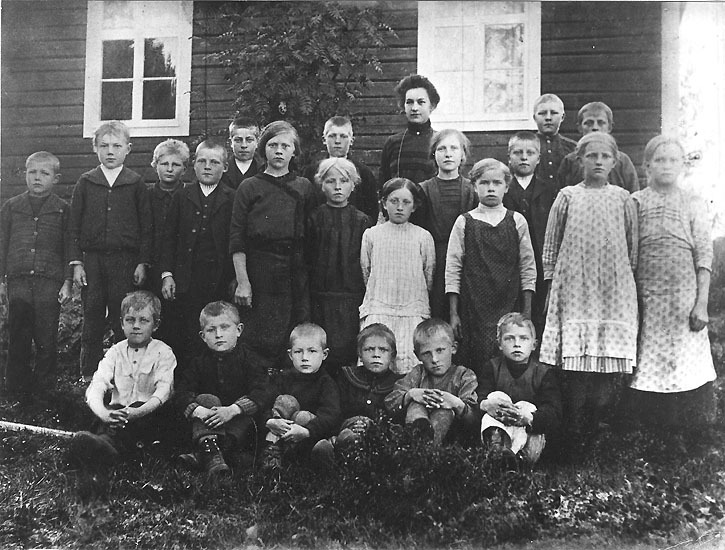 Skolklass 1913.