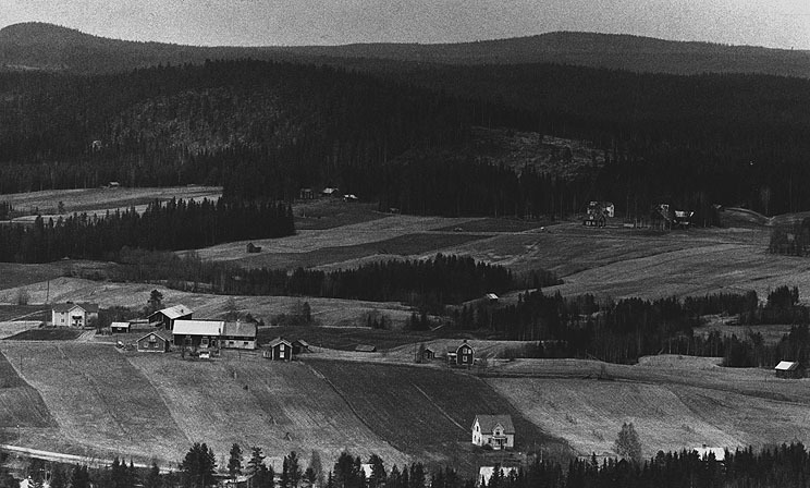 Agnäs från Rågberget, utsikt mot Norr. Maj 1972.