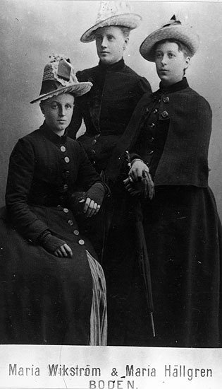 Eufrosyna, Elina och Ellen Hellgrén.