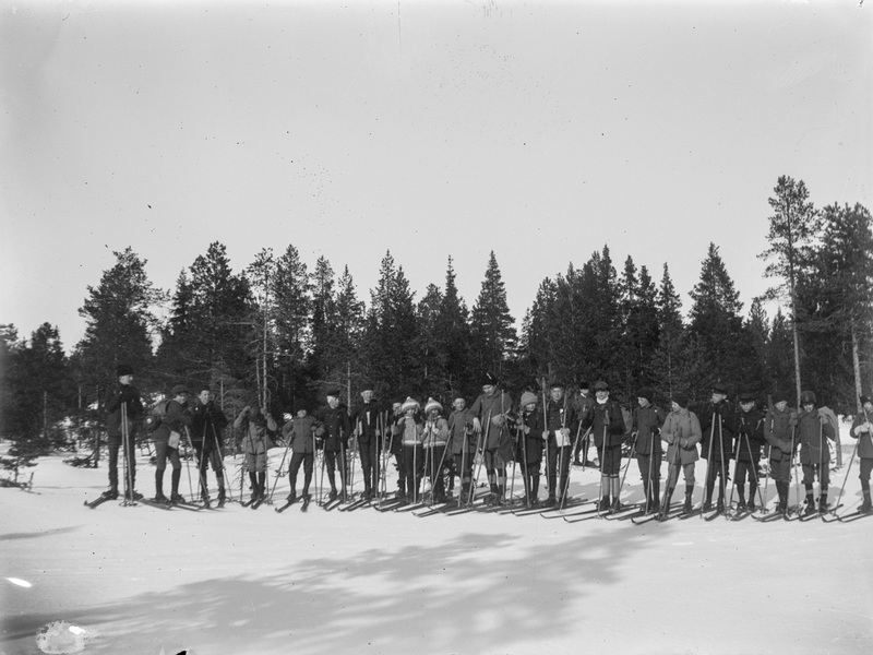 Scouter på skidor 1912
