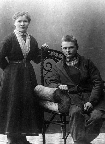 Till vänster: Anna Stångberg, 1881-1947, Vapste...