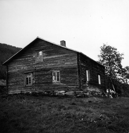 Kristoffer Kristofferssons gård i Lövberg, 1942.
