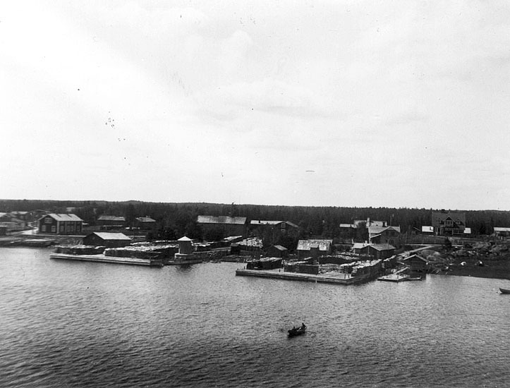 Hamnen i Ratan omkring 1918.