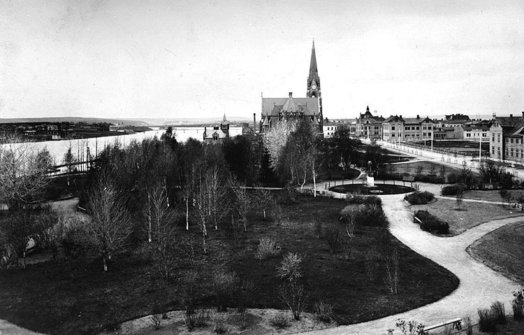 Umeå stads kyrka.