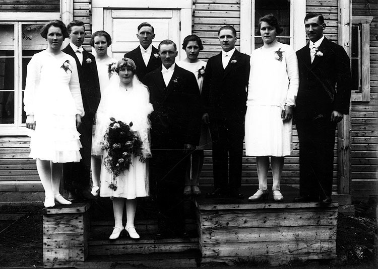 Bröllop 1928 mellan Vilhelm Persson, hemmansäga...