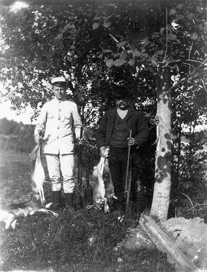 Efter jakten 1914 - 1916 (?). Paul och O J Wejd...