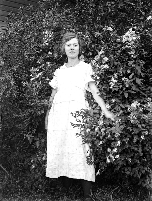 Fröken E. Henriksson Vindeln juli 1921