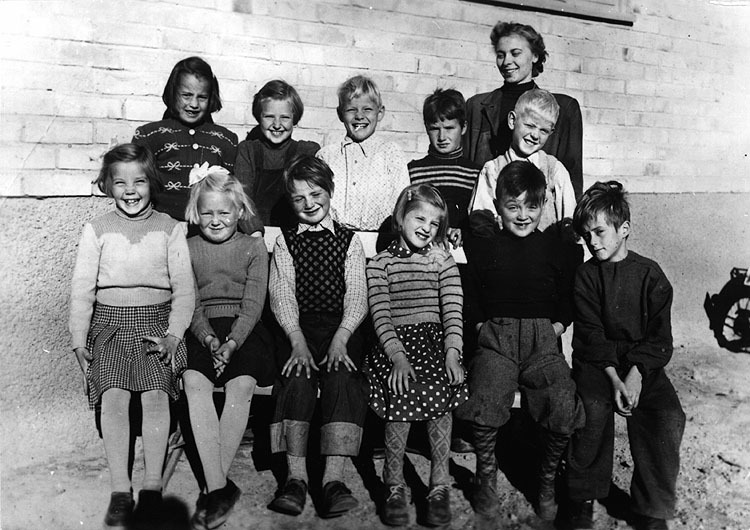 Skolklass:  Årskurs 2 omkring 1950.