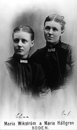 Systrarna Elina och Eufrosyna Hällgrén.