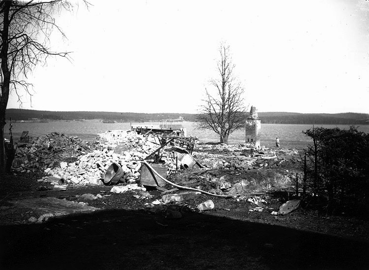 Resterna av Helmer Lövgrens gård i Bygdeträsk.