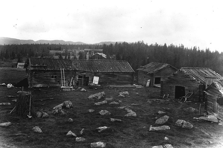 En del av byn Skansnäs vid Storvindeln. Johan A...