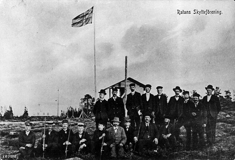 Ratans skytteförening, 1904. Stående från vänst...