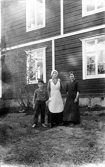 Öbergs gård med Lars, Maria och Viktoria Öberg.