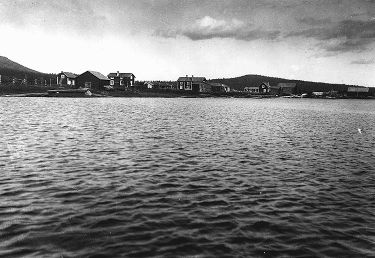 En del av byn Juktå 1924. Se Västerbottens läns...