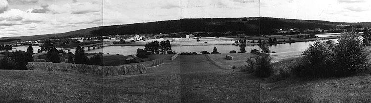 Panorama över Holmen och bebyggelsen öster om ä...