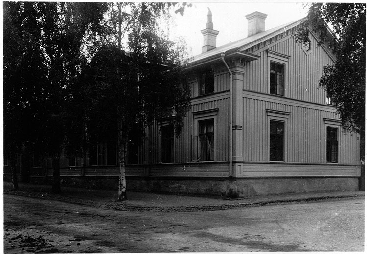 Huvudbyggnaden vid Storgatan, 1916.