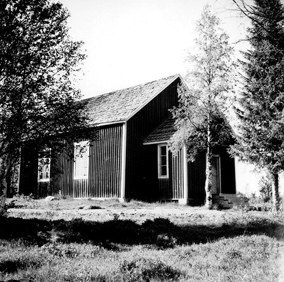 Gamla pingstkapellet i Bäsksjö.