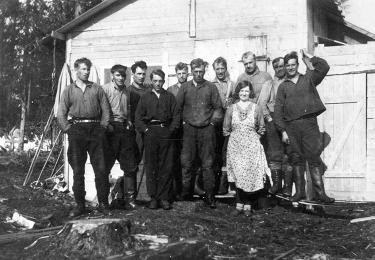 Kocklag i Umasjöberget 1937. Stående från vänst...