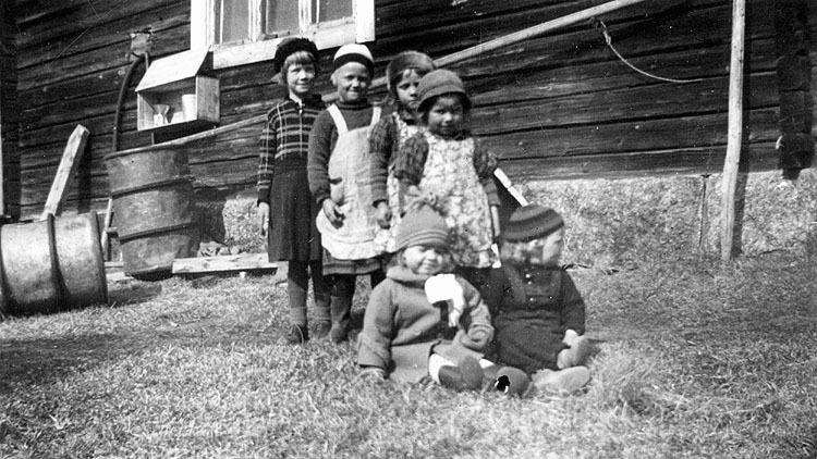 Barn i Gladaberg.