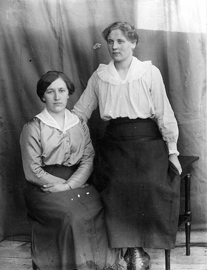 Emmy Lundmark och Ragnhild Vestermark, Bockträsk.