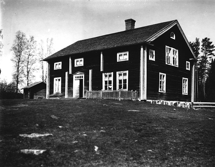 Erik August Lundbergs gård i Hörnäs 1930-talet.