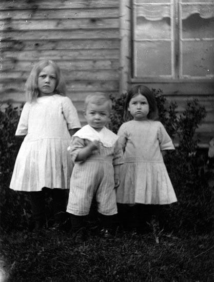 Robert Nilssons barn, S. Stortjärn, 1922-06-25.
