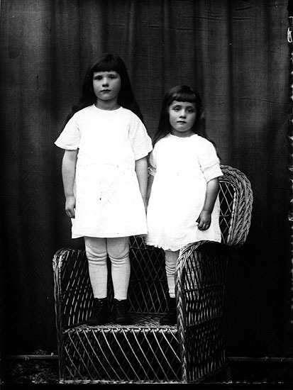 Från vänster: Birgit Vilhelmsson, född 11/9 191...
