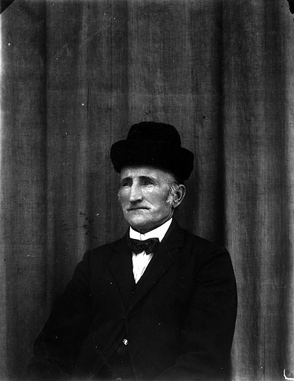 August Jonsson, född 1861, Västra Örträsk. Son ...