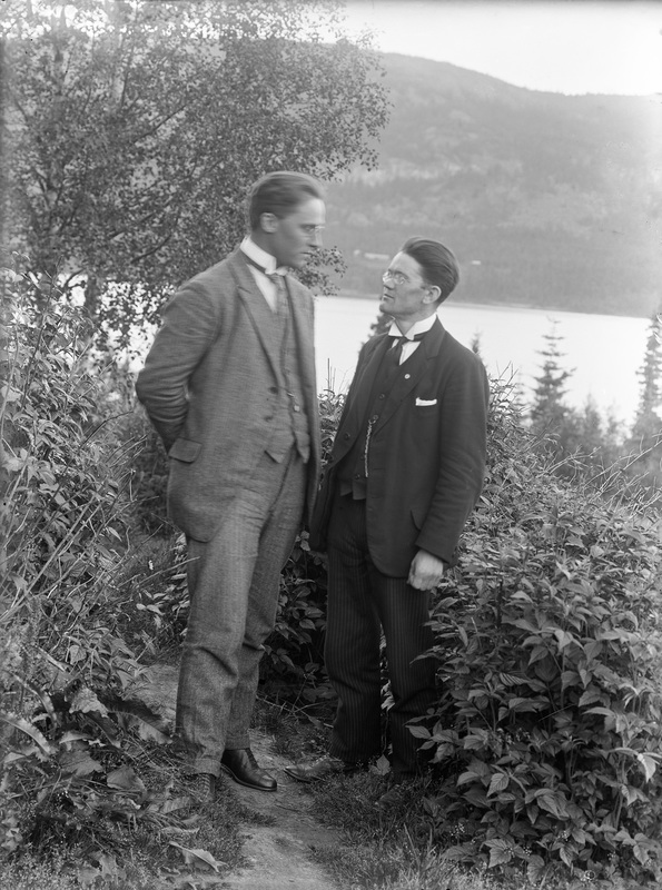 Från vänster: Predikanterna Gustav Ångman från ...