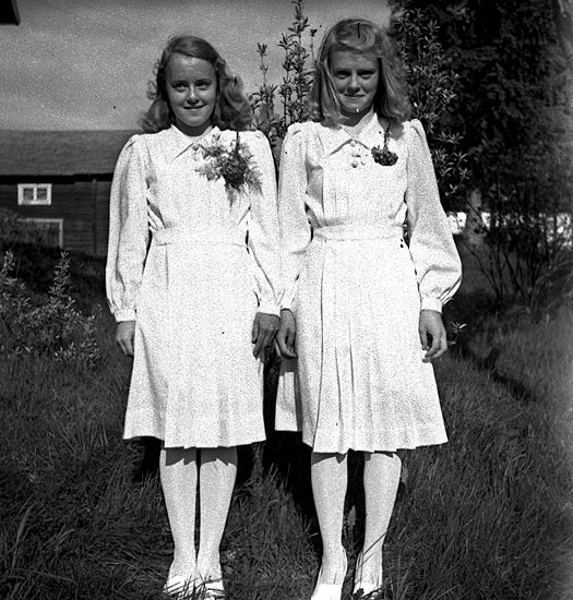 Gunborg och Ingrid Dahlström, Böjern.