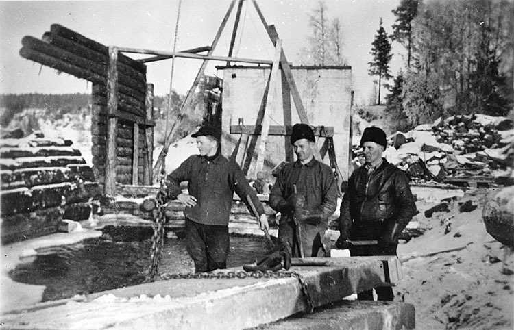 Slussbygge omkring 1938.