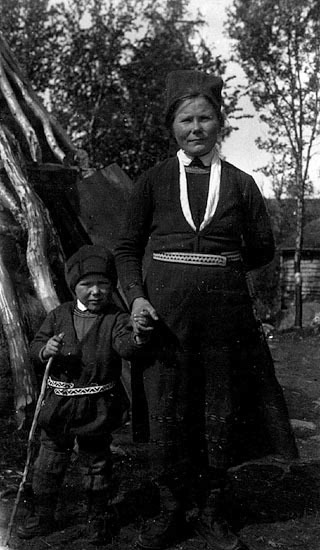 Anna Klementsson med sonen Jonas Klementsson. D...