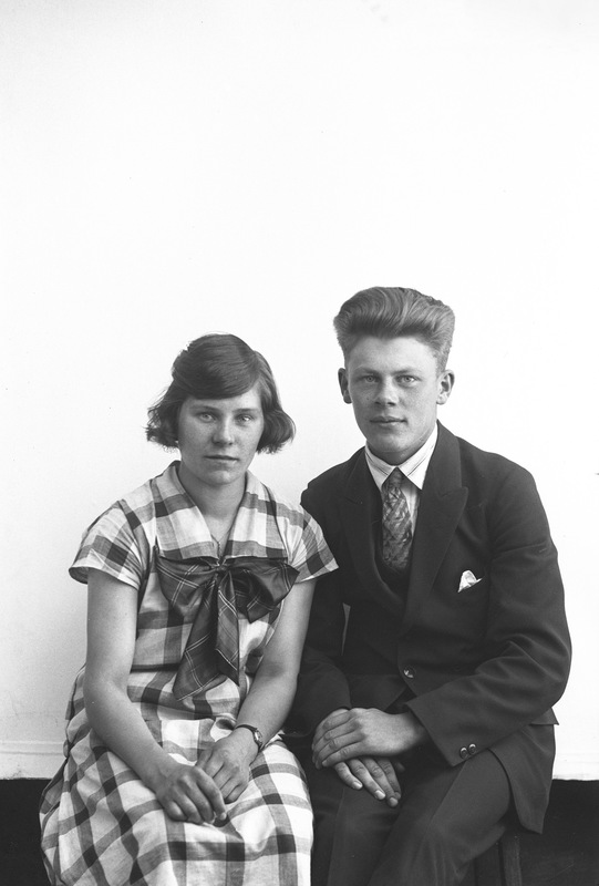 Helga Sjöberg (1905-1983) och Gunnar Fredriksso...