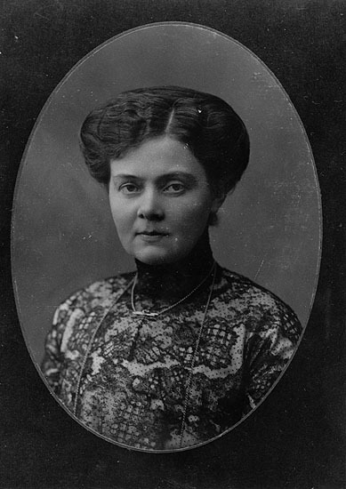 Fru von Hedenberg, kvarteret Slöjdaren 1, 1916.