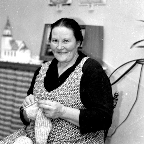 Fru Naemi Eriksson, Rönnäs.