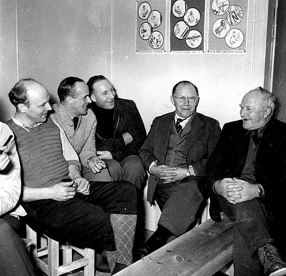 I en SCA-koja i Fäbodberget, 1954. Från höger A...