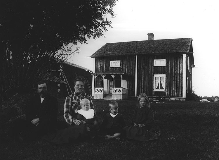 Bonden Johan Nygren med familj, Ottervattnet.