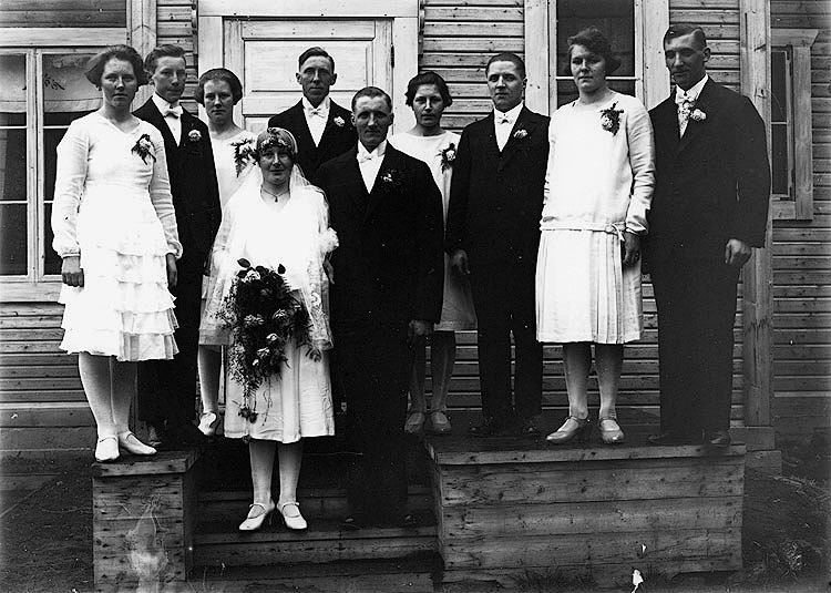 Bröllop 1928 mellan Vilhelm Persson, hemmansäga...