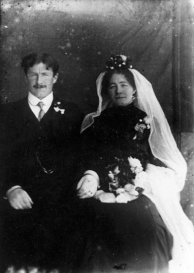 Albert och Josefina Grundströms bröllop. Föräld...