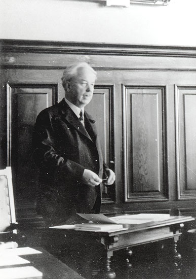Gustav Rosén talar i landstinget på 1930-talet.