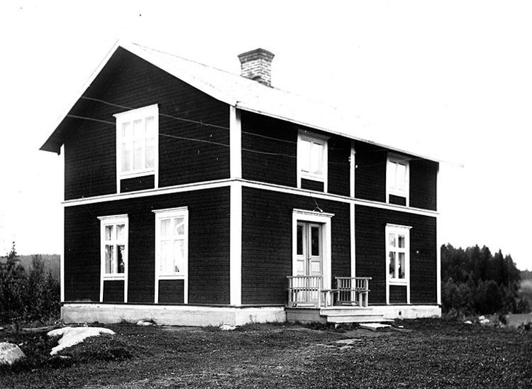 Hjalmar Karlssons gård, fotograferad 31/7 1921.