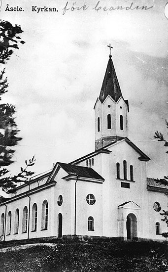 Åsele kyrka, före branden.