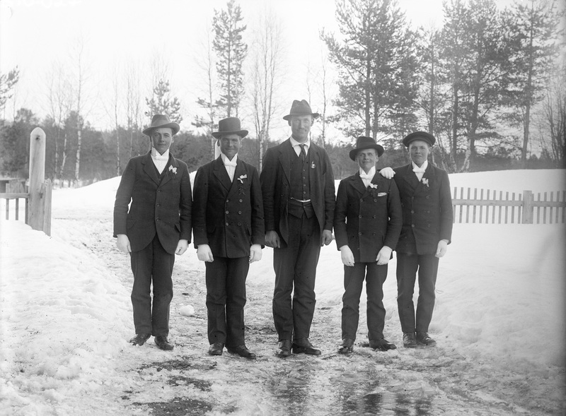 Från vänster: Axel J, Frans J, Axel Persson, Sa...