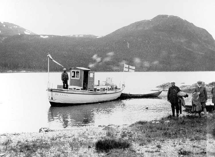 Båten Ingeborg på Överuman.