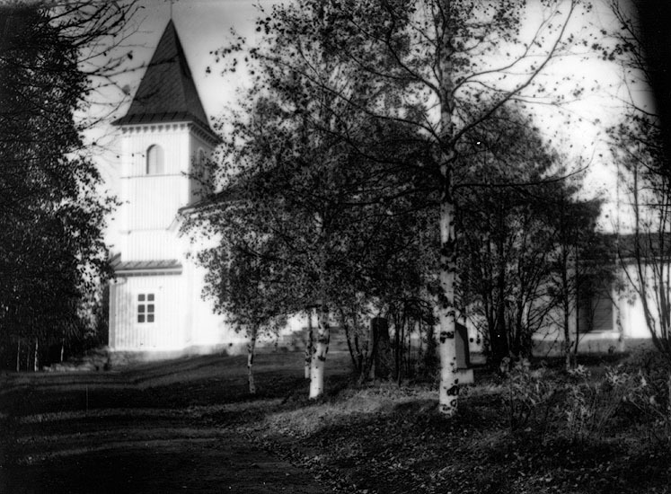 Kalvträsks Kyrka efter renoveringen 1932.