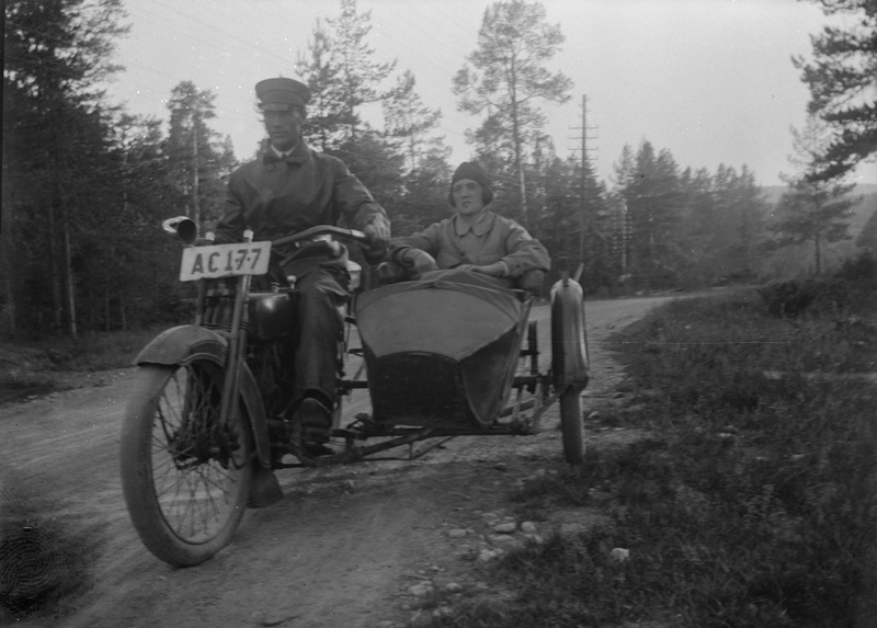 Motorcykel AC 177 med sidovagn, Hjalmar Nilsson...