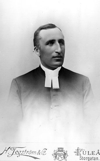 Kyrkoherden Olsson.