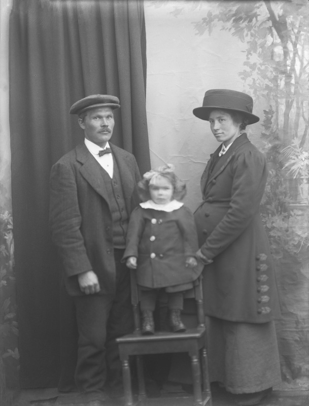 Herman Fjellstedt, Rankbäcken med Linnea och Anna.