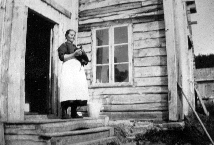 Anna Mårtensson, 1880-1950. Stugan fungerade ur...