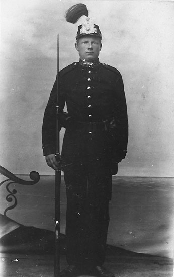 Far som värnpliktig, sekelskiftet 1899 - 1900.